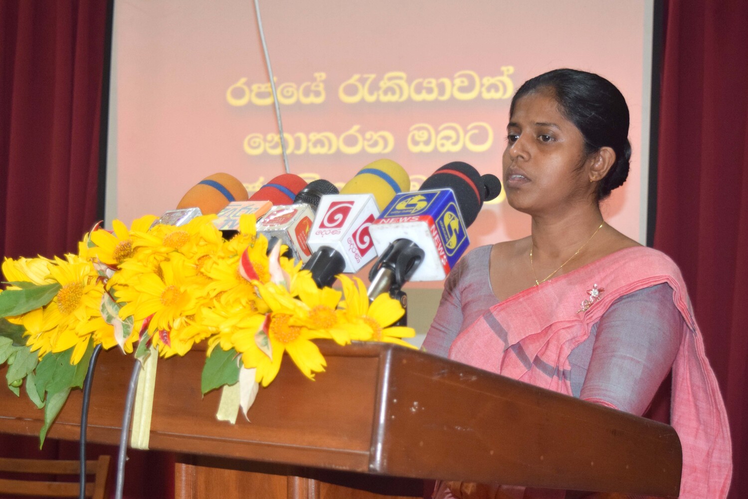 දිළිඳුකම පිටුදැකීම, ප්රාදේශීය ලේකම් කාර්යාලය - මතුගම Image 20